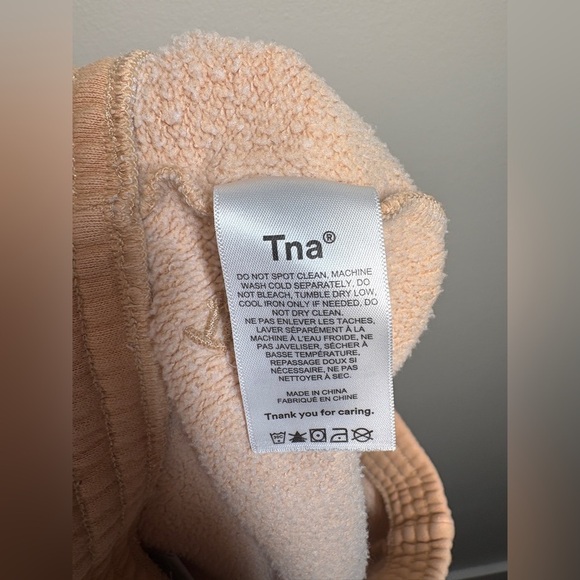 Aritzia TNA Cozy Af Fleece Perfect Micro Shorts / Tan - Picture 6 of 7